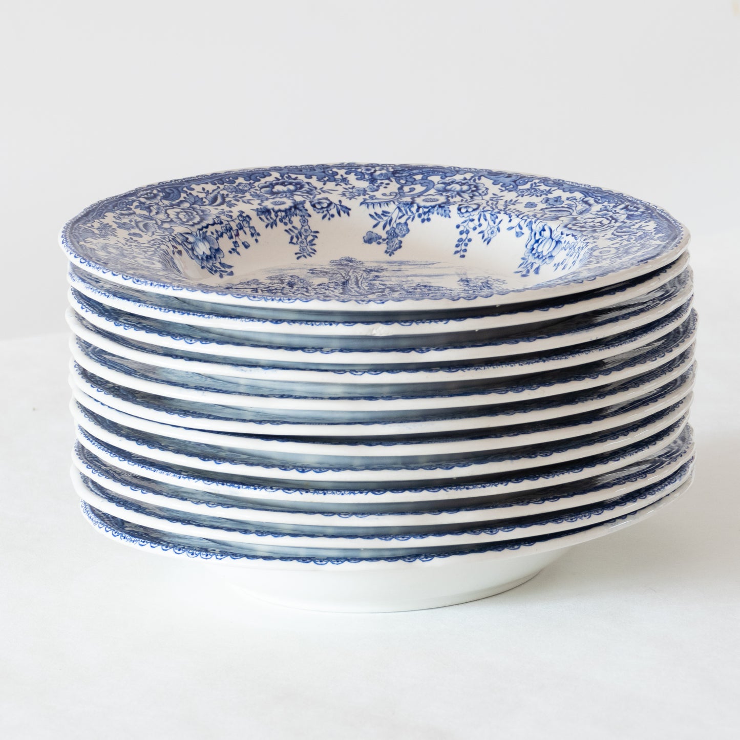 6 assiettes creuses KG Lunéville - bleues