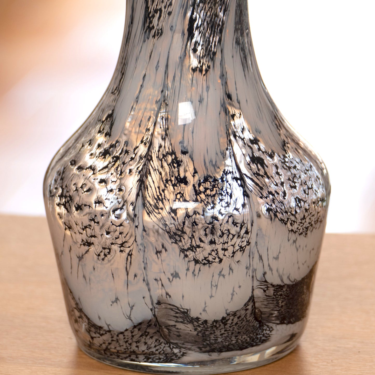 Vase Murano noir et blanc