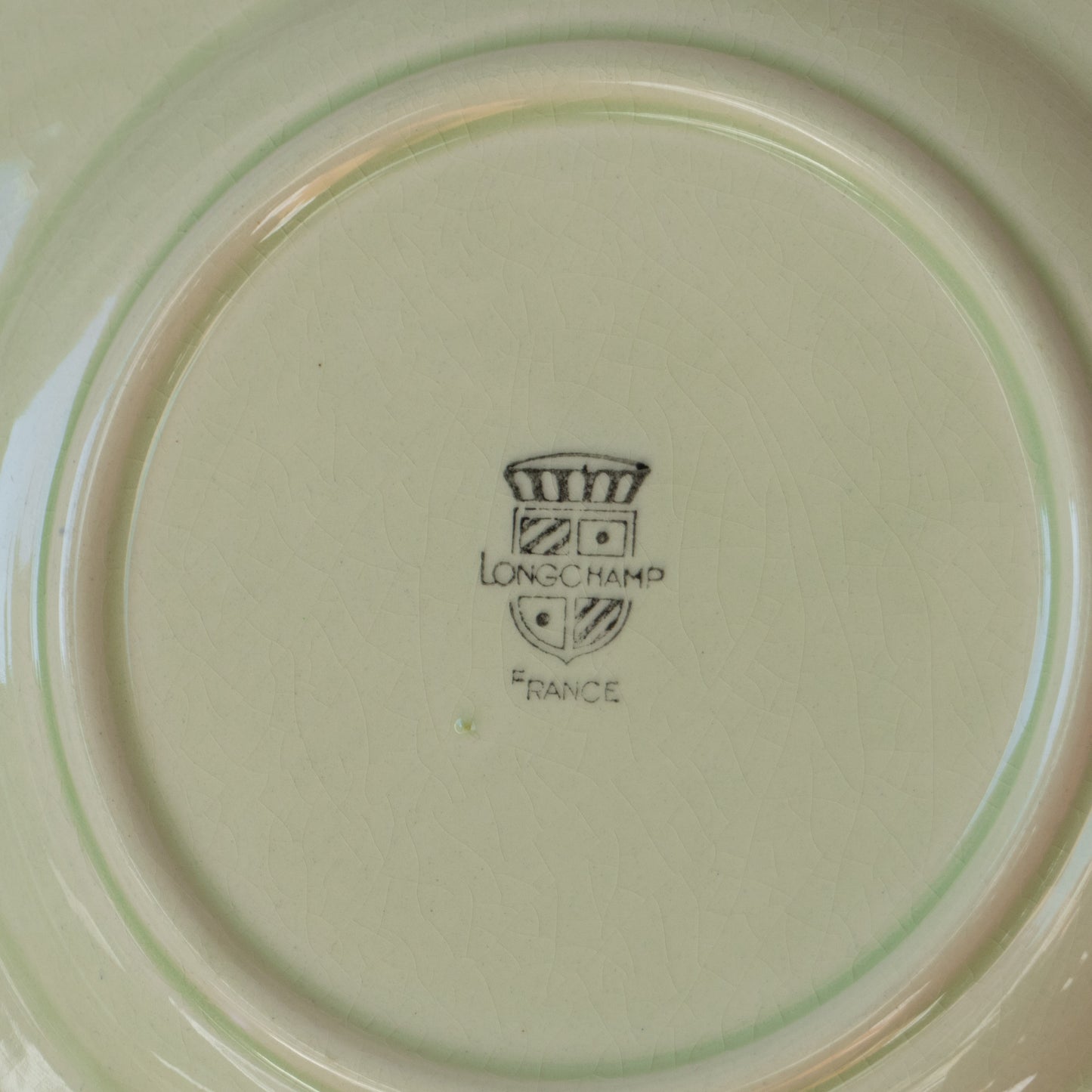 6 assiettes plates Longchamp vert amande