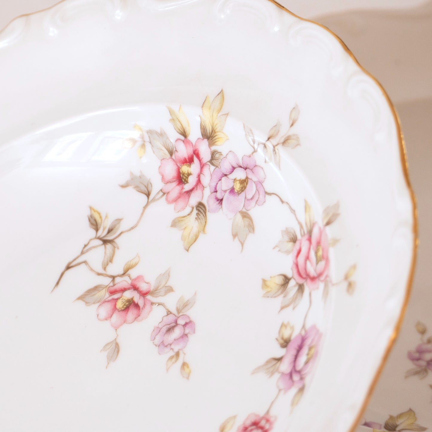6 assiettes en porcelaine de Bavière fleuries - Schumann Arzberg