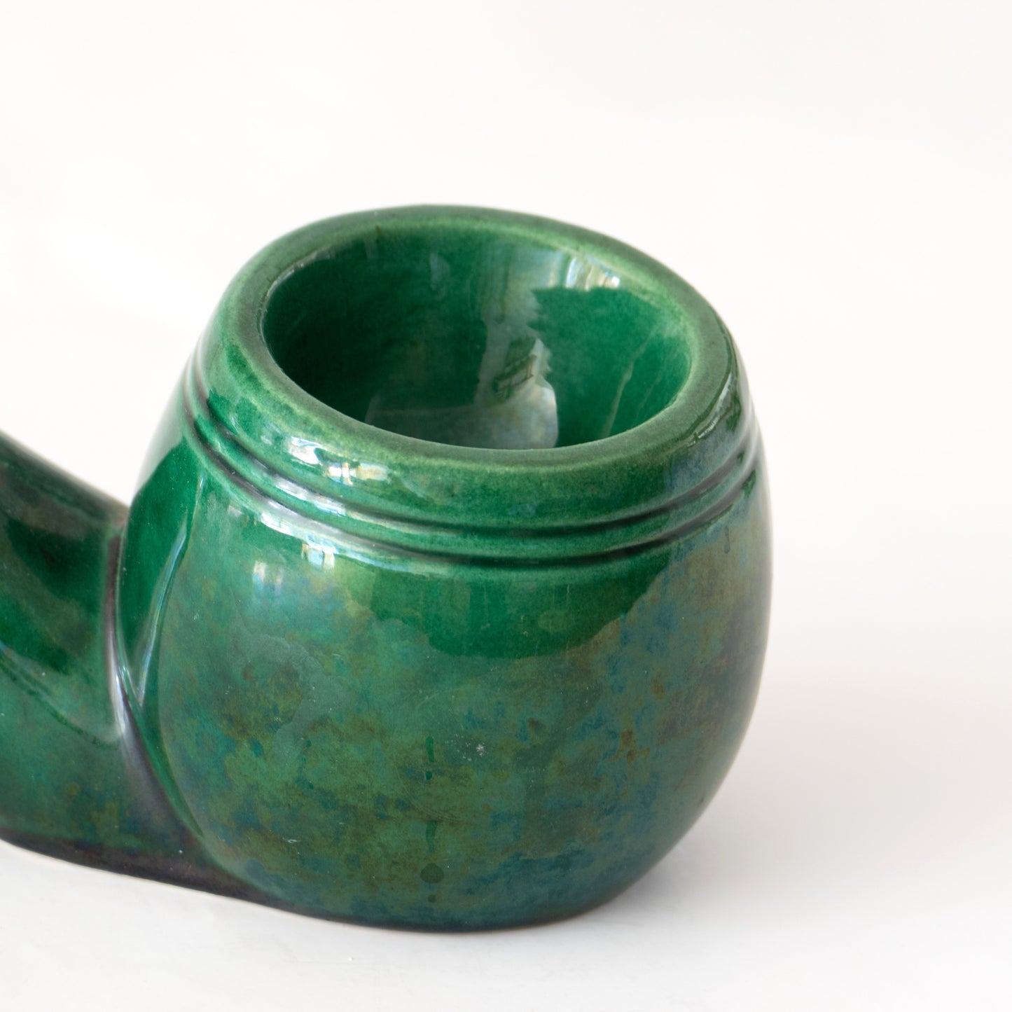 Cendrier en faïence - forme de pipe