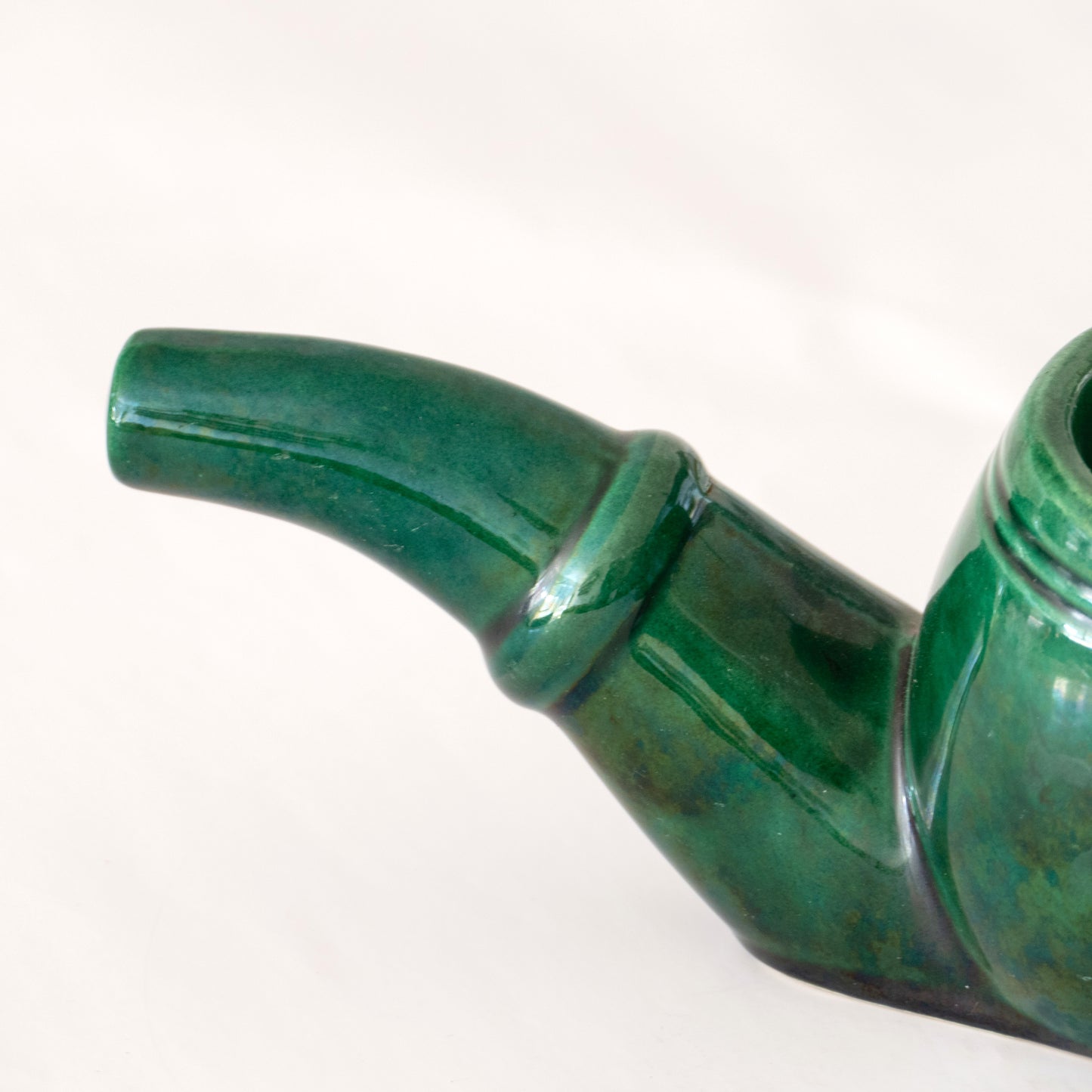 Cendrier en faïence - forme de pipe