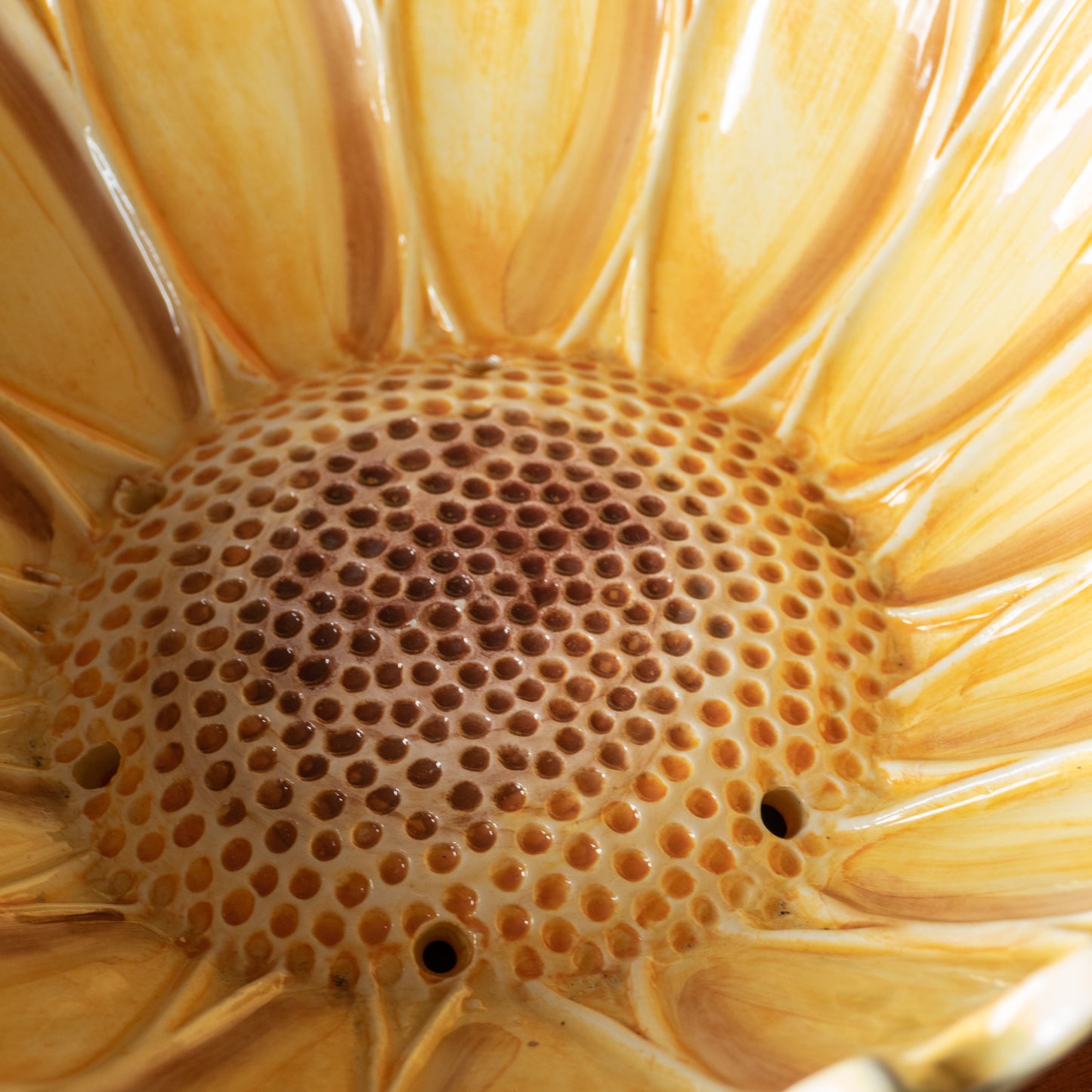 Egouttoir en barbotine tournesol GV