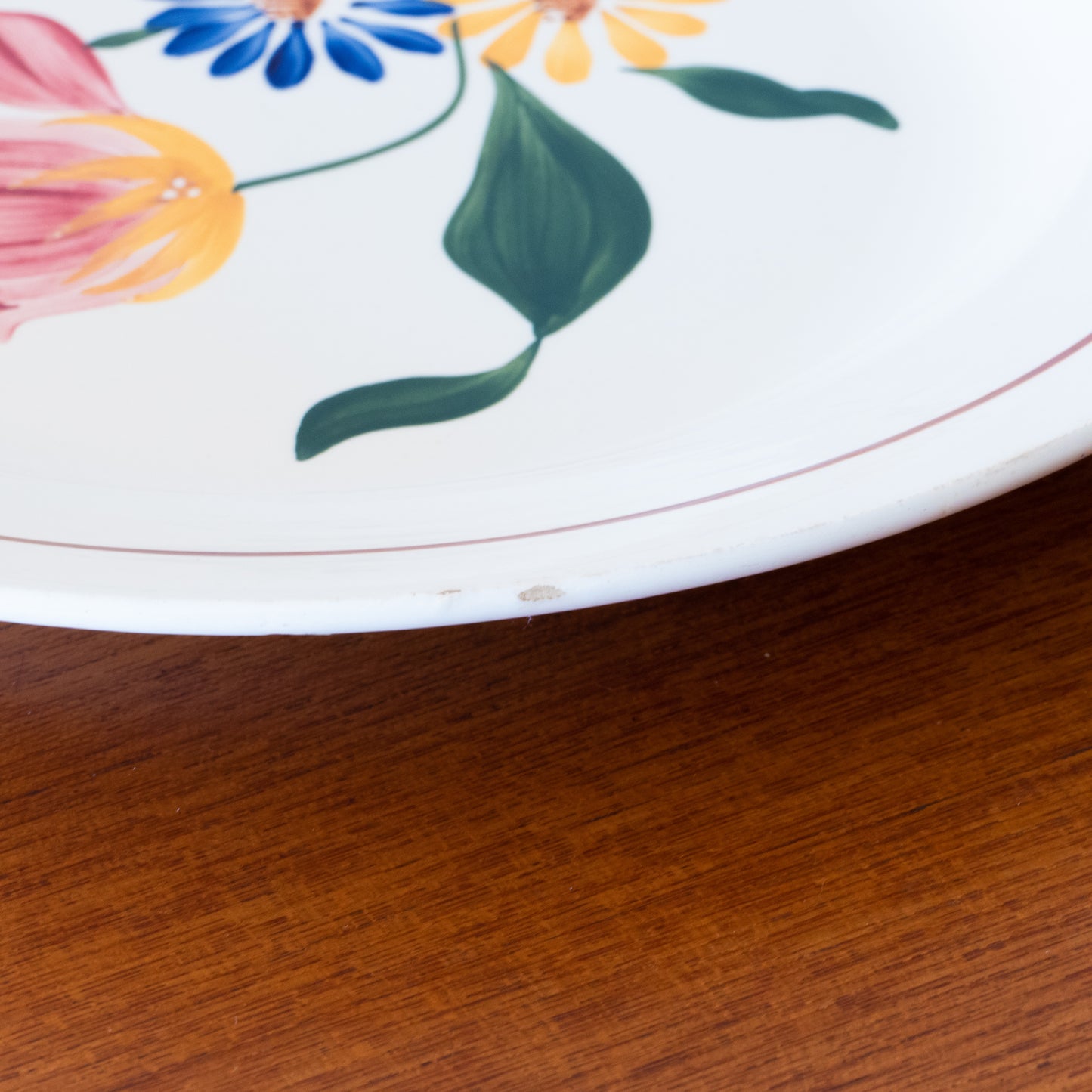 Grand plat rond Villeroy "Schlettstadt" peint à la main