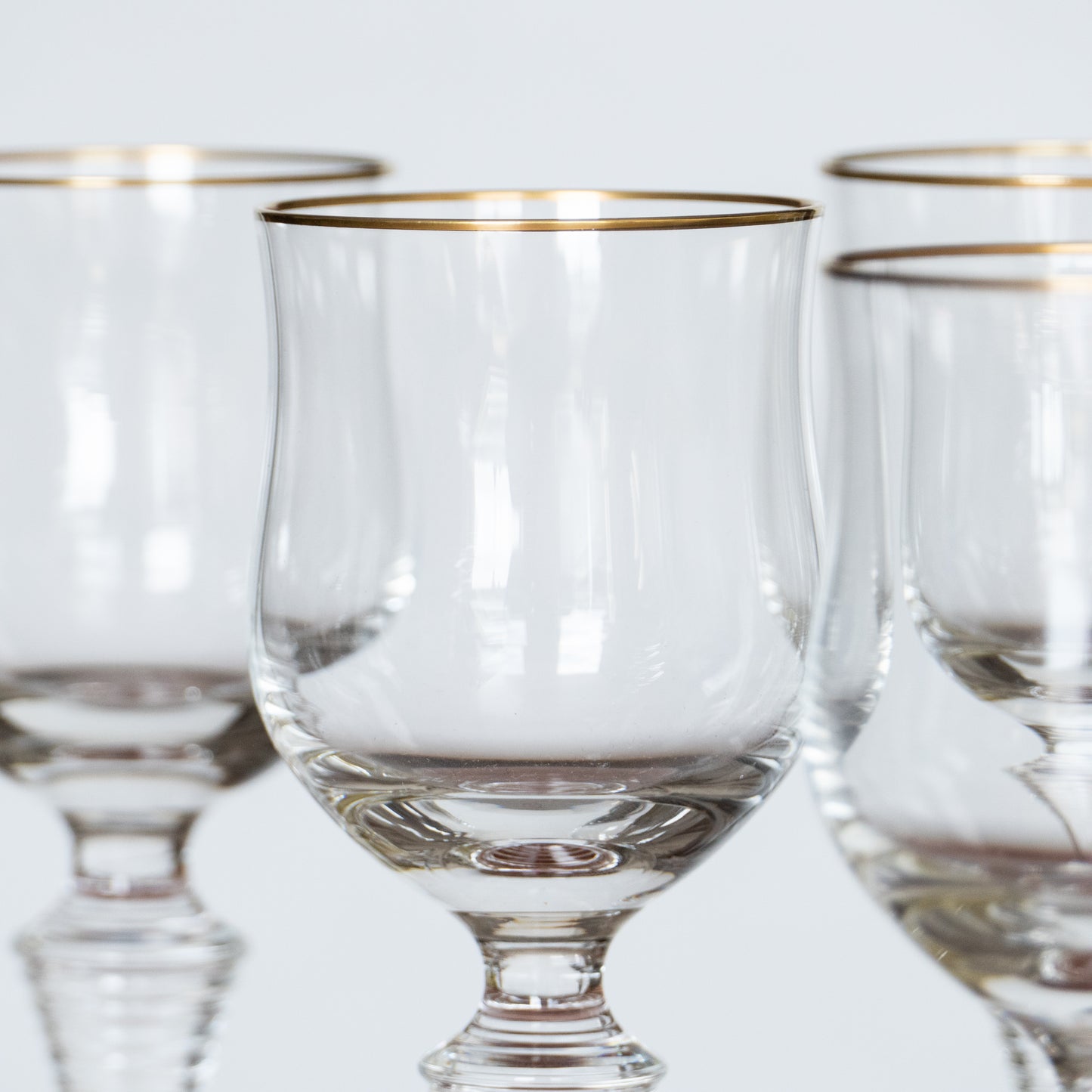 6 verres en cristal pied tornade et liseré or