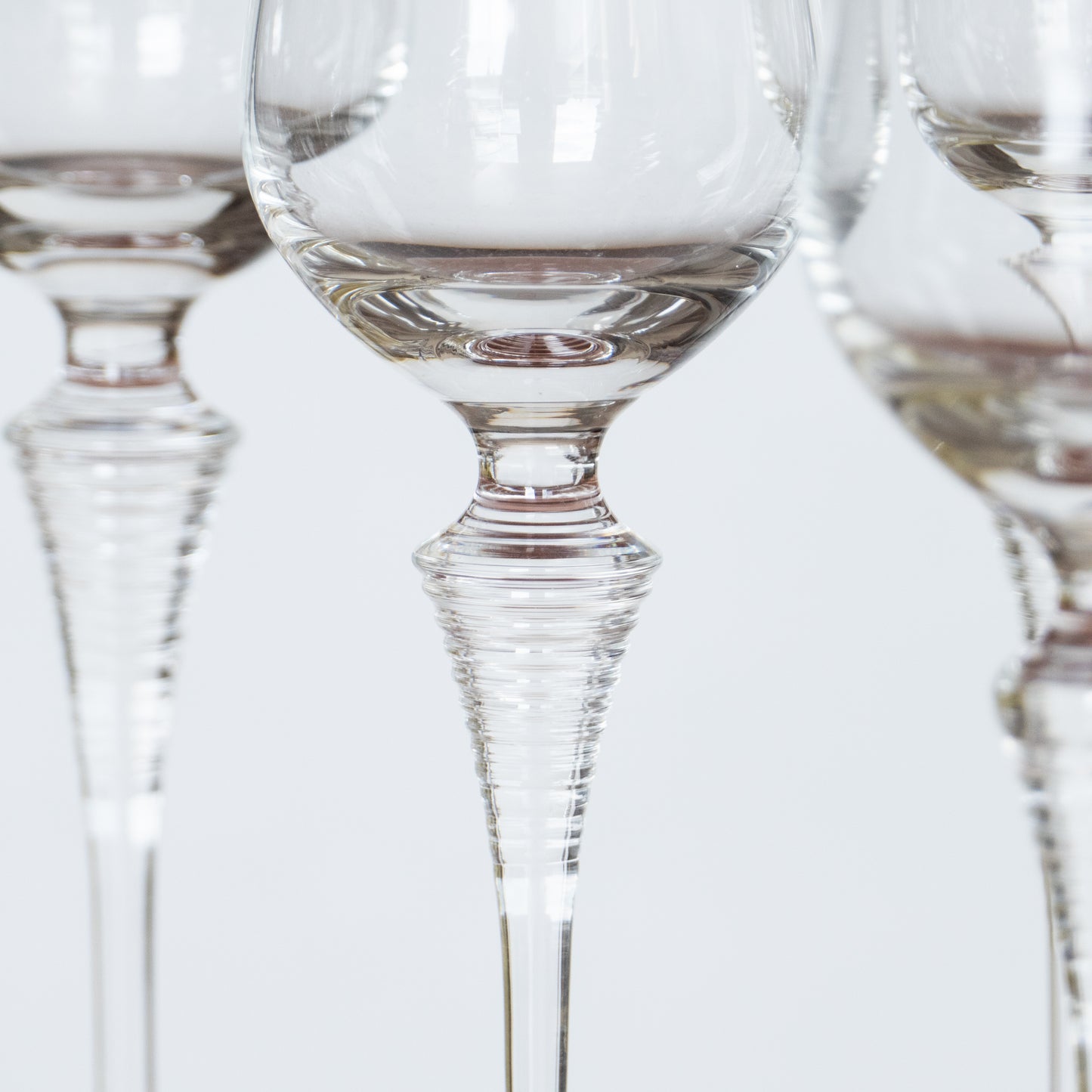 6 verres en cristal pied tornade et liseré or