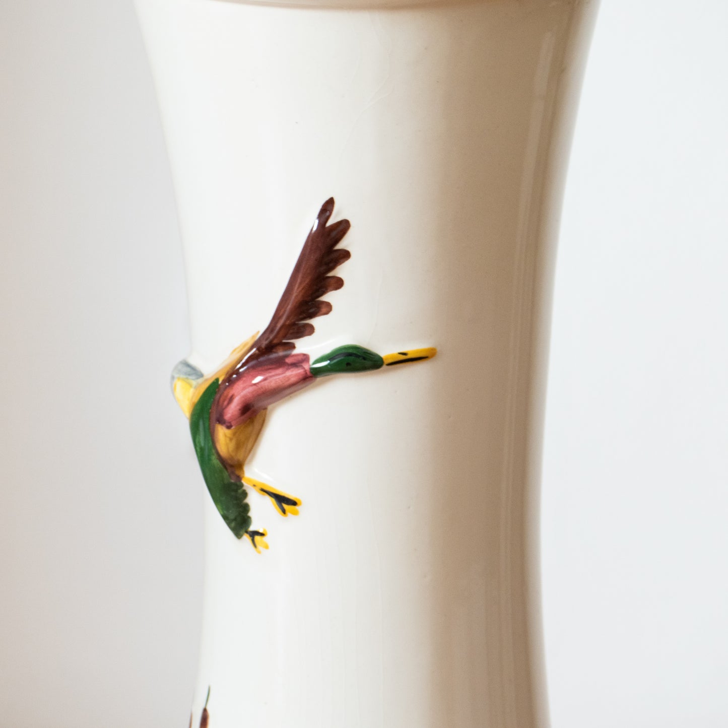 Colonne et cache-pot en faïence canard