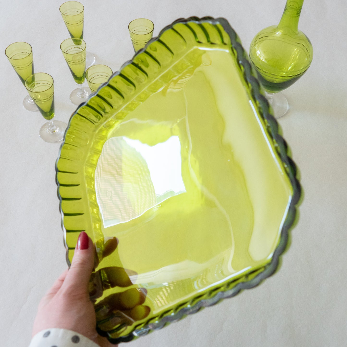 Service à liqueur en cristal Baccarat couleur chartreuse