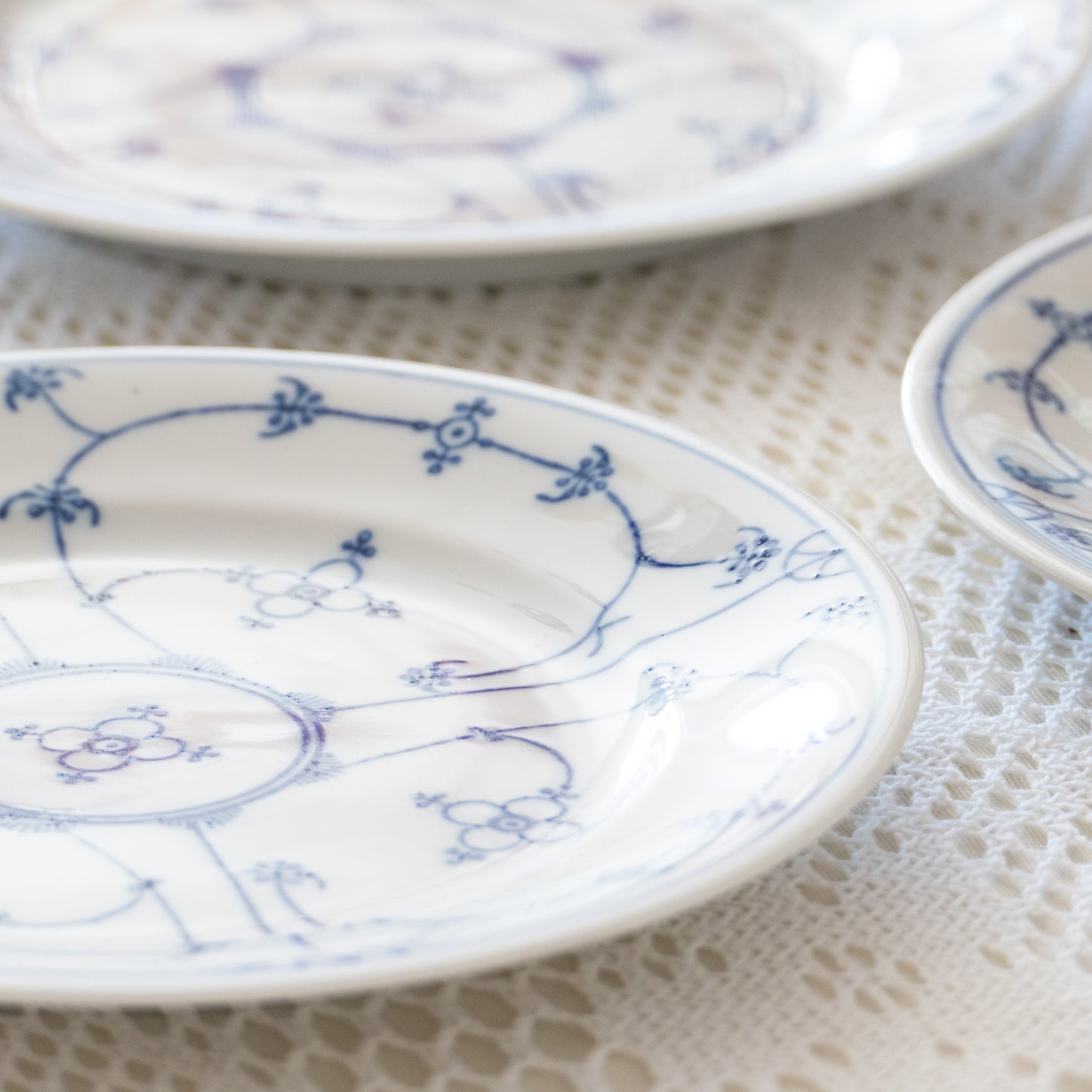 6 assiettes à dessert en porcelaine de Bavière "Saks"