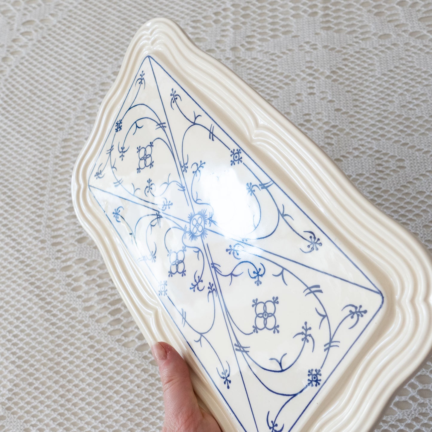 Plat à cake en porcelaine Herbolzheim "Saks"