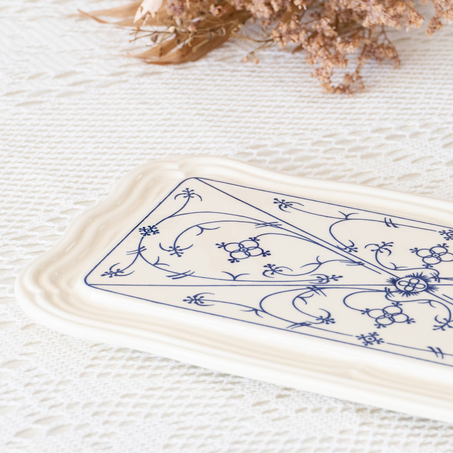 Plat à cake en porcelaine Herbolzheim "Saks"