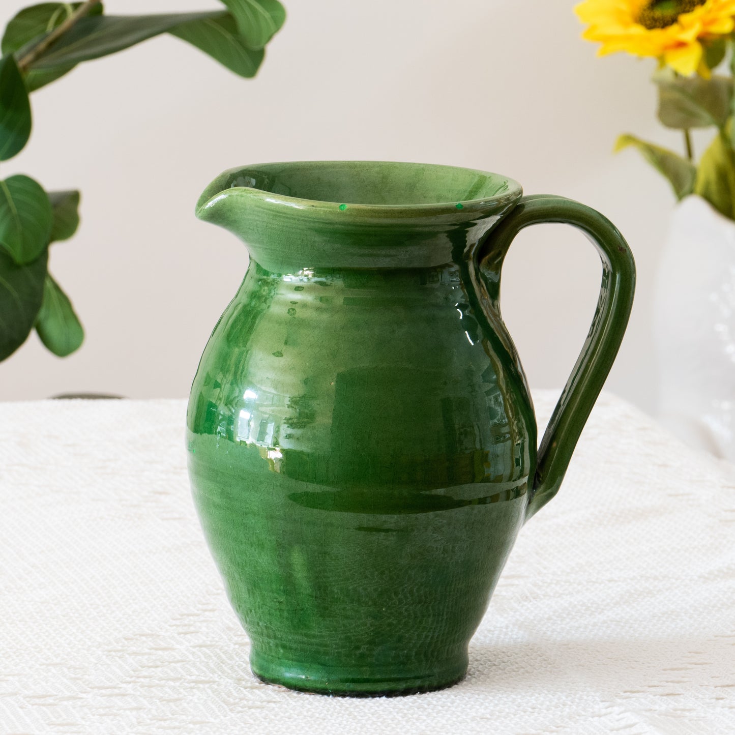 Grande carafe émaillée vert sapin