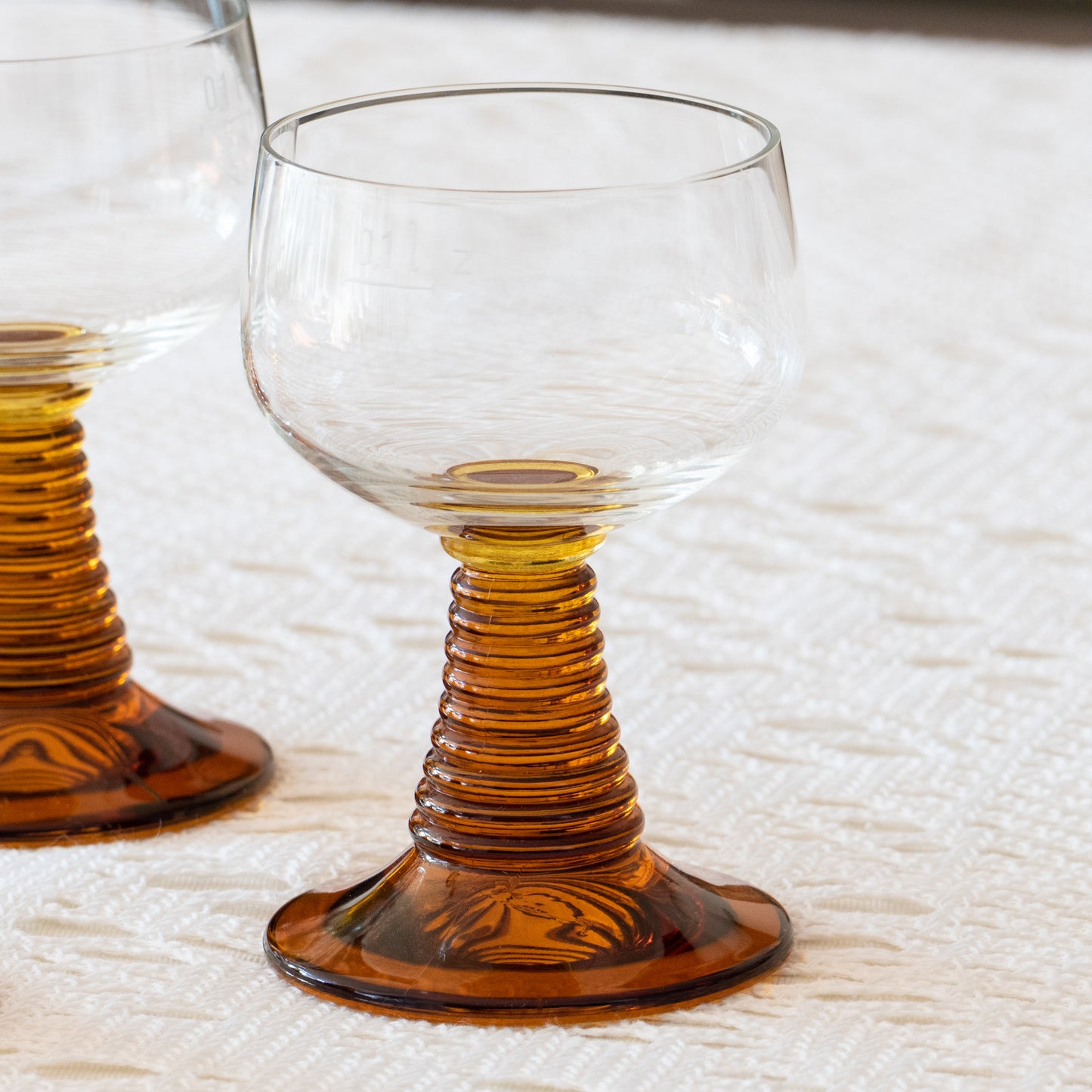 6 (ou 12) verres alsaciens pieds ambrés