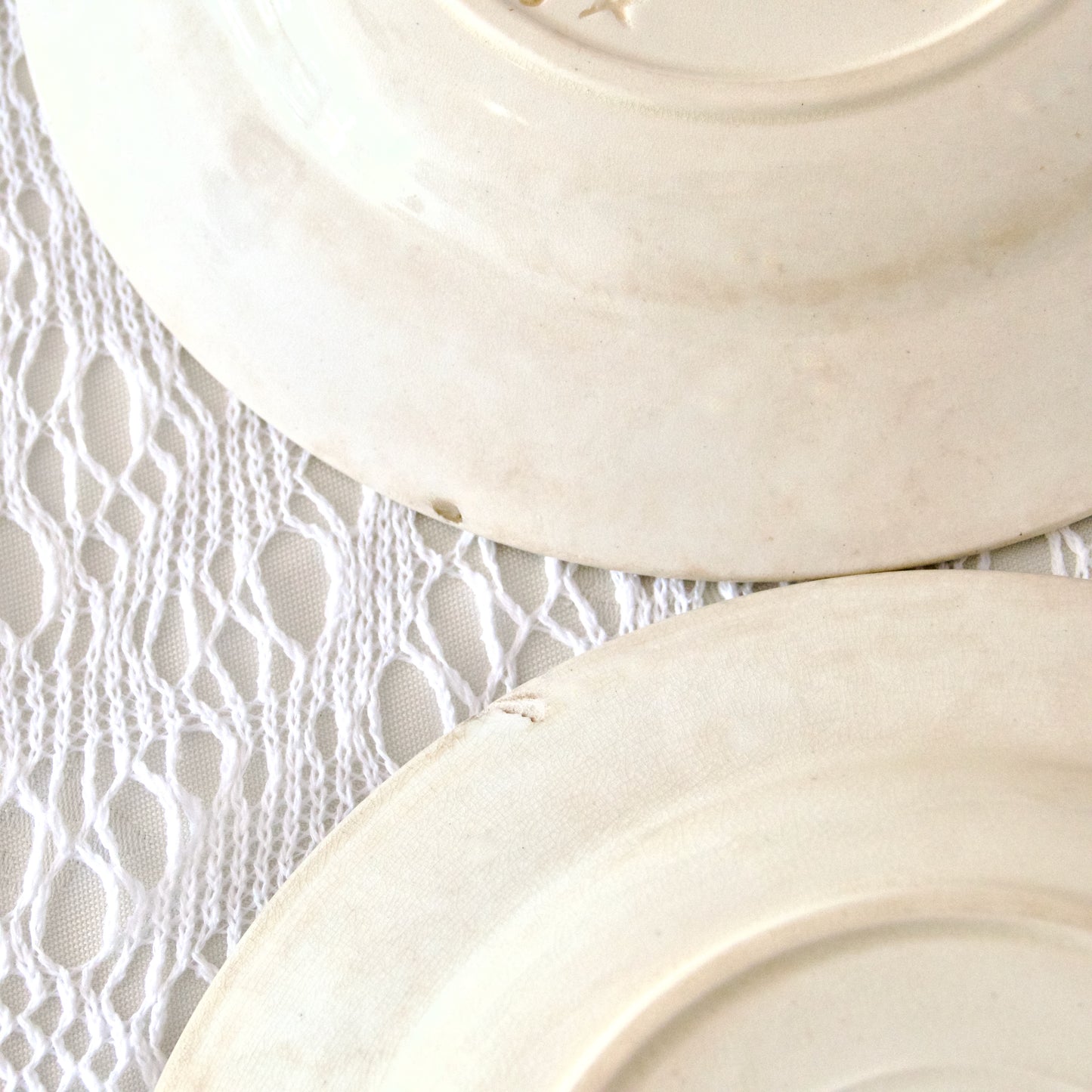 8 assiettes creuses Onnaing "Liserons" - terre de fer sépia