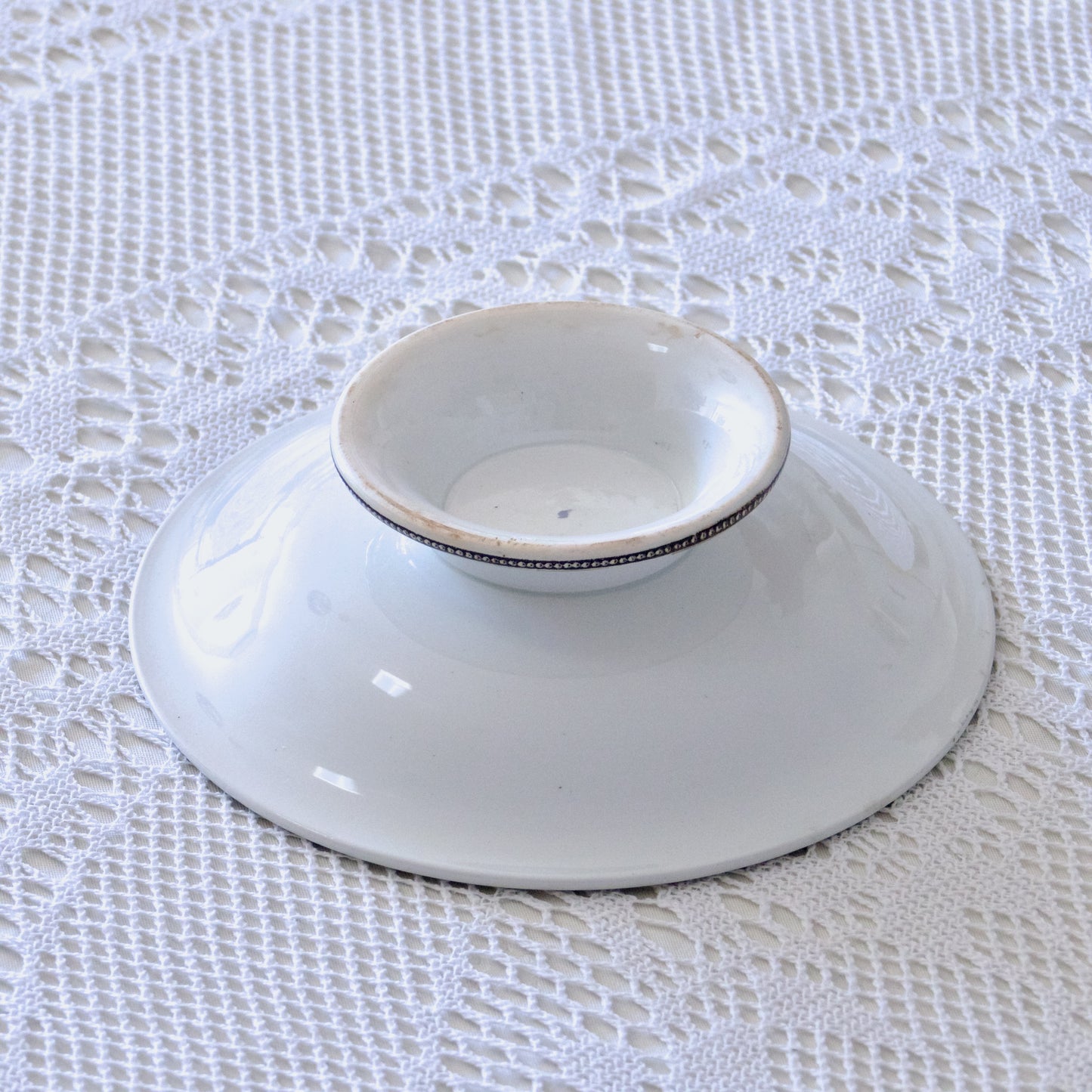 Compotier ancien Onnaing "Roses-mousses" - terre de fer sépia