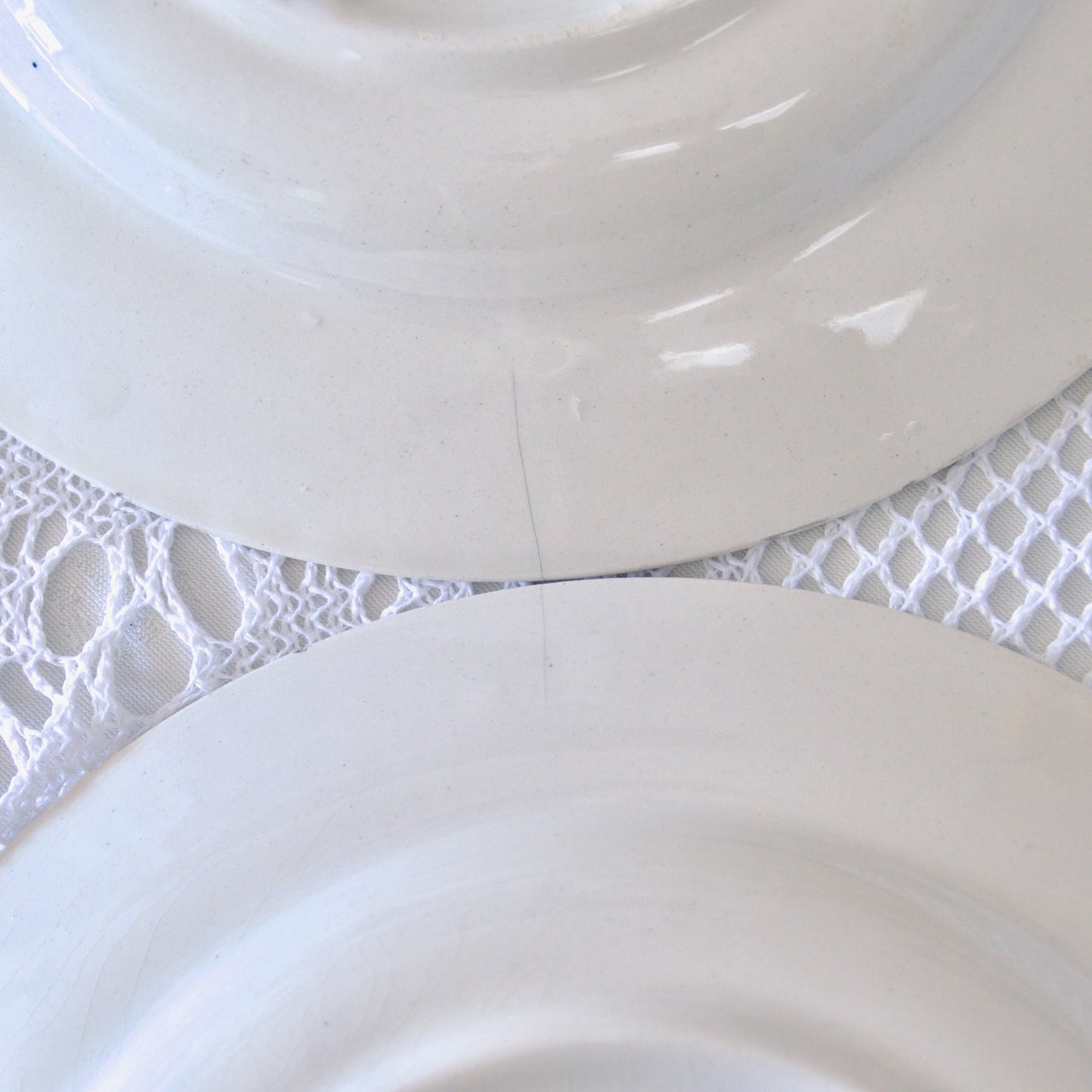 9 grandes assiettes Longchamp "Marcel" - terre de fer