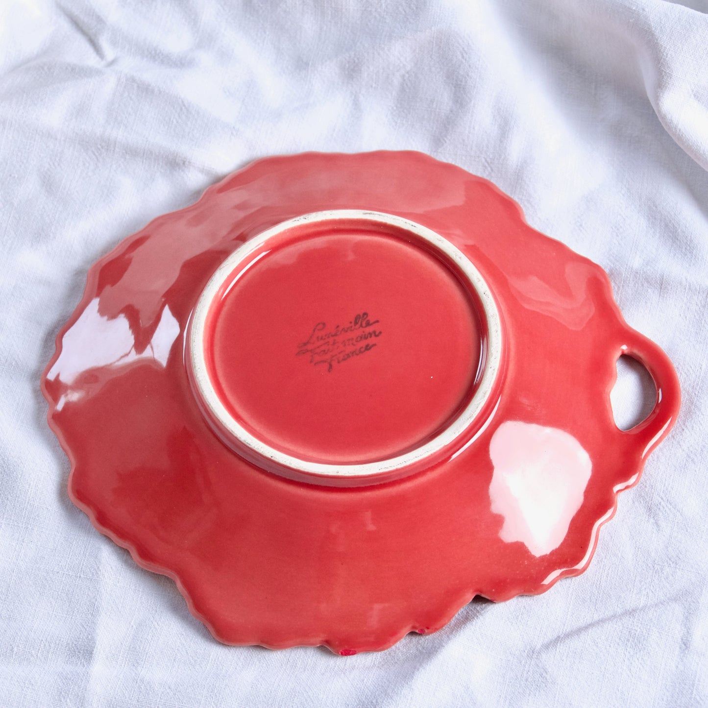 Vide-poche en barbotine feuille signé Lunéville