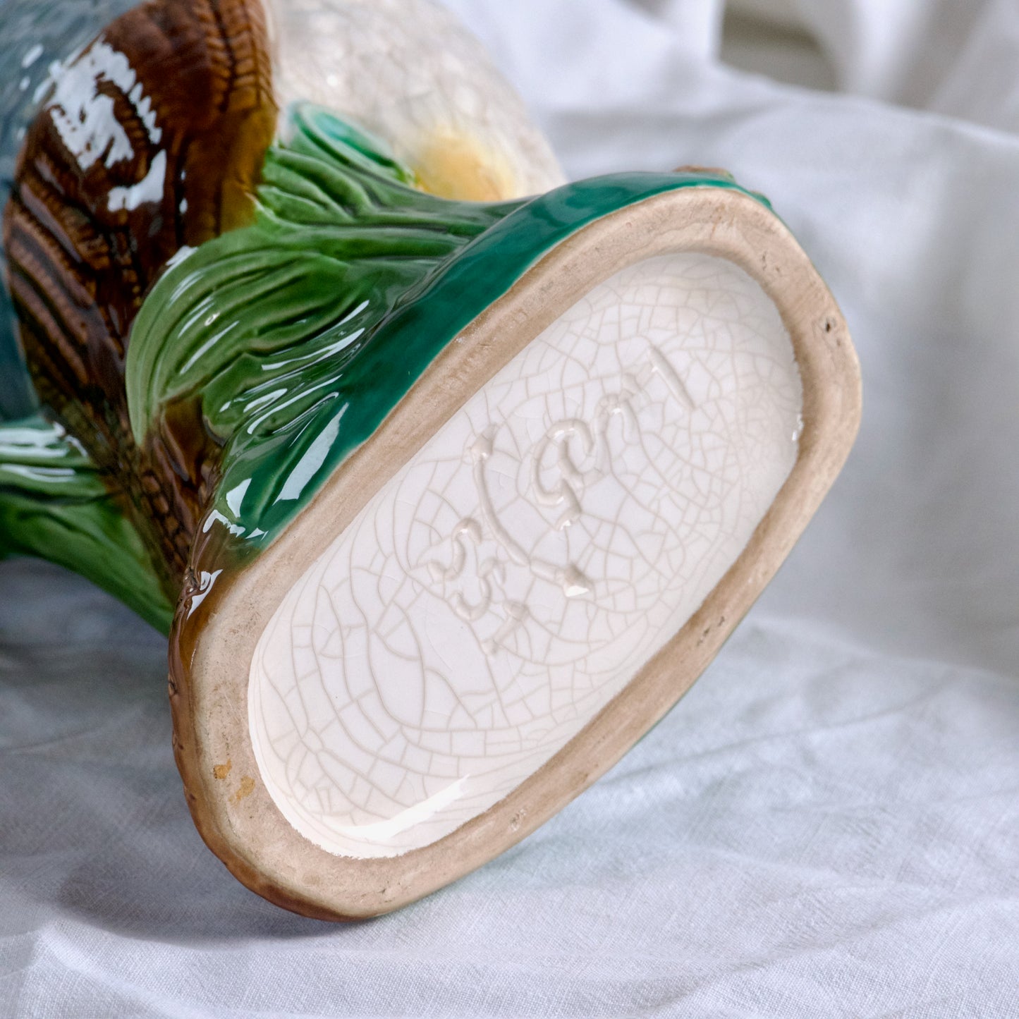 Pichet en barbotine zoomorphe St Germain x Nimy-les-Mons hibou