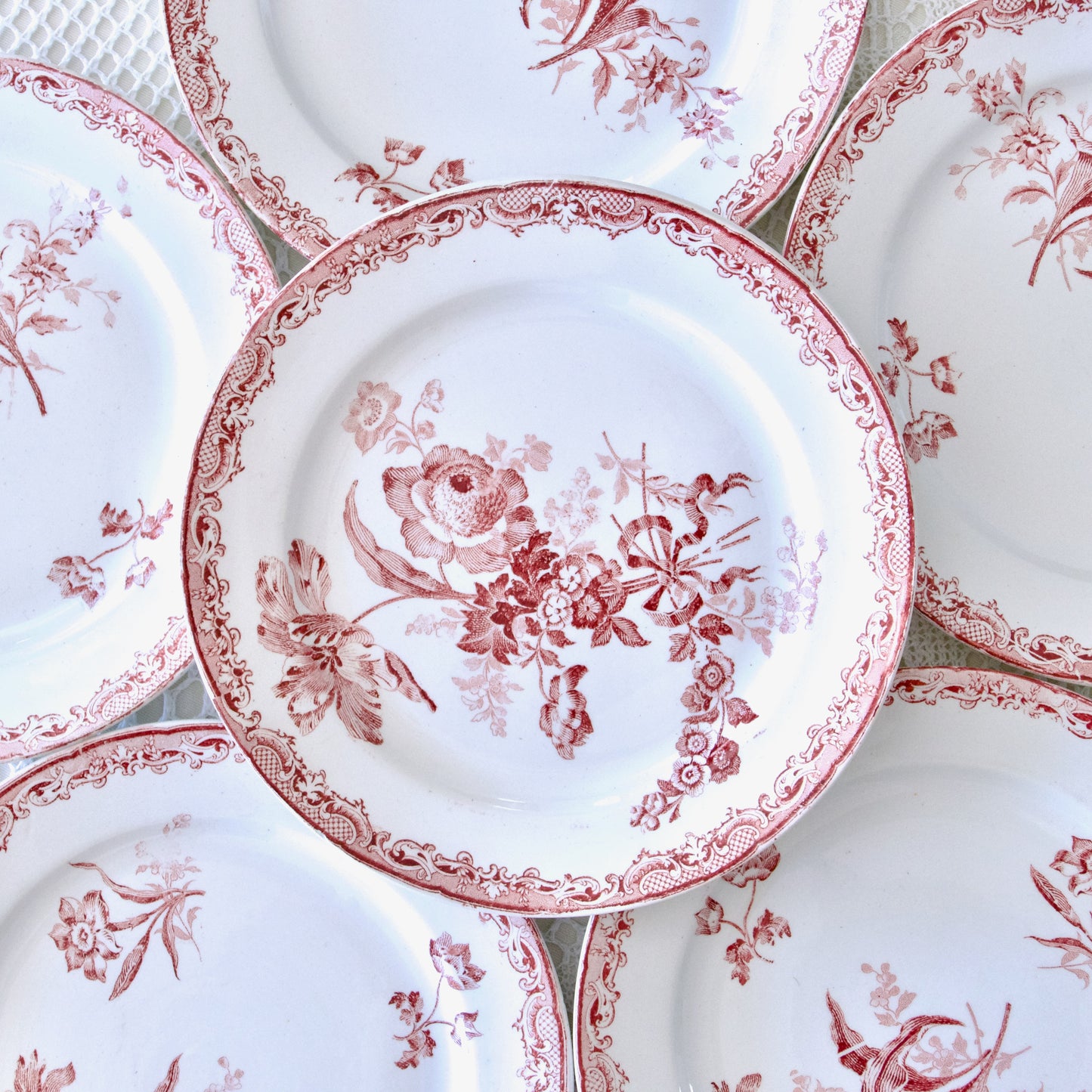 Assiettes à dessert Sarreguemines "Fontanges" - terre de fer rose