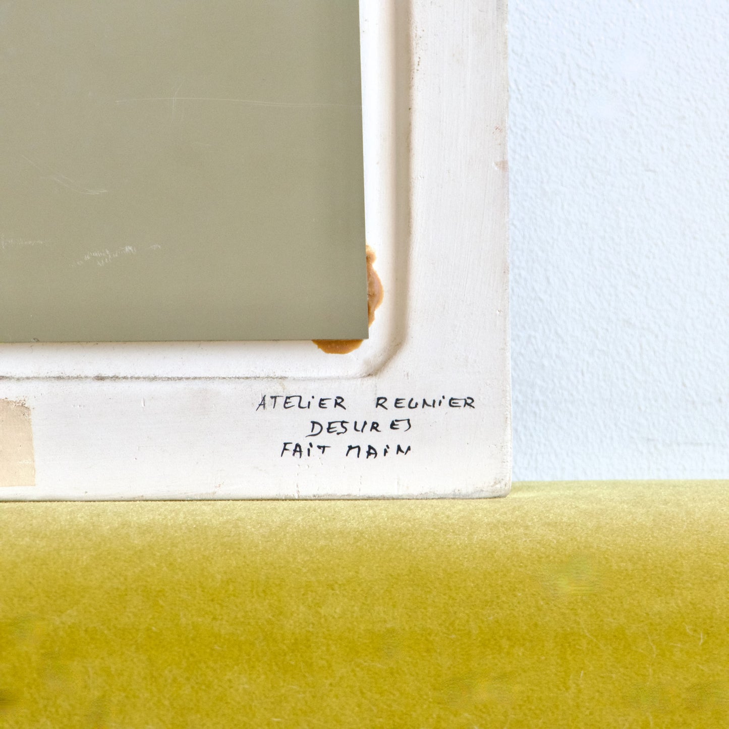 Miroir artisanal en céramique de Desvres, atelier Regnier, peint main