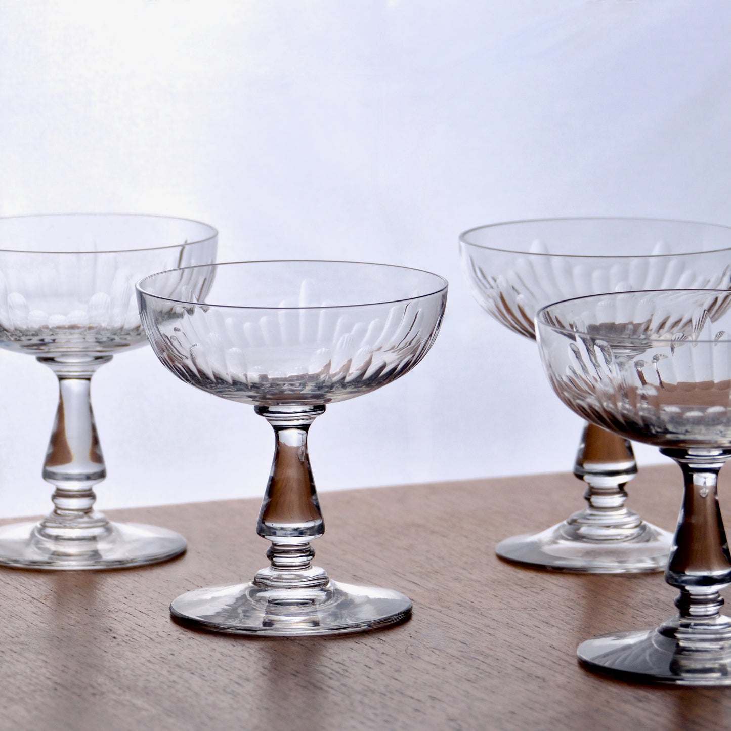 4 coupes à Champage anciennes en cristal de Baccarat
