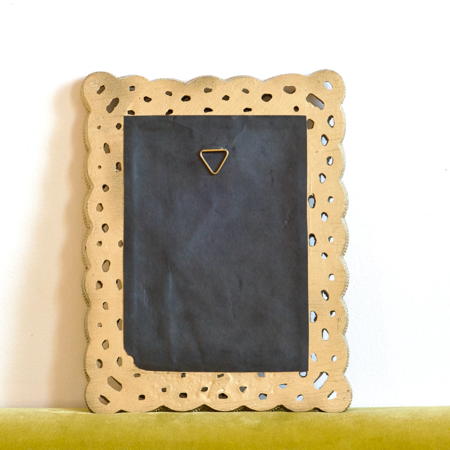 Petit miroir doré rectangulaire tressage ajouré