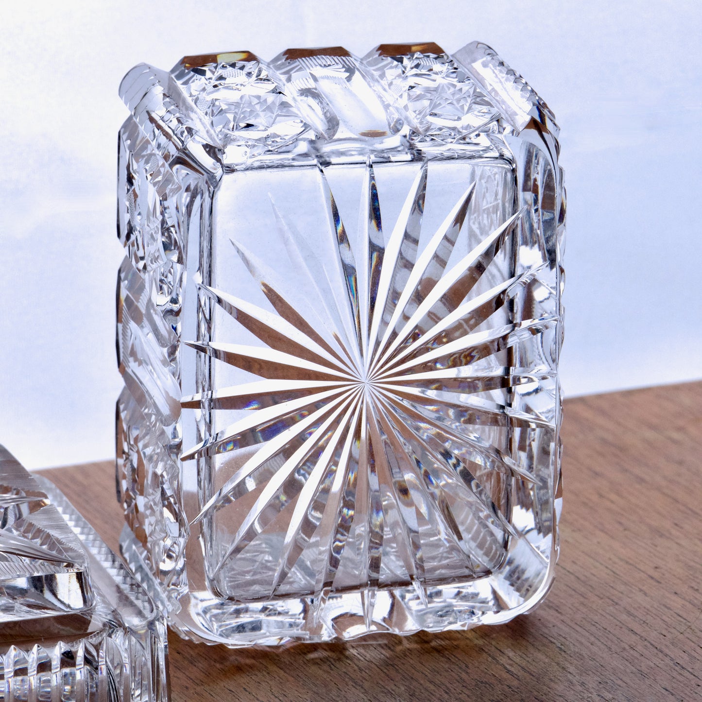 Tabatière / boîte ancienne en cristal