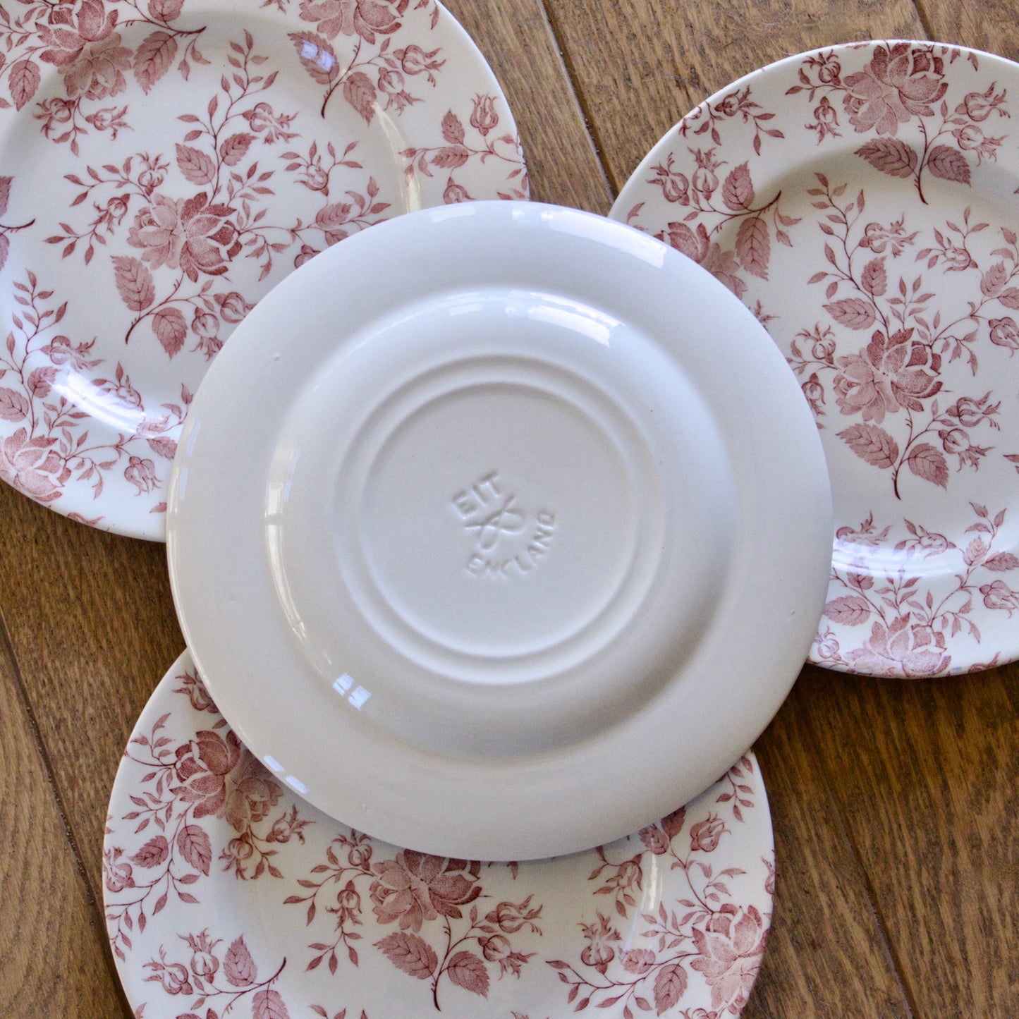 Assiettes à dessert en faïence anglaise EIT England petites roses