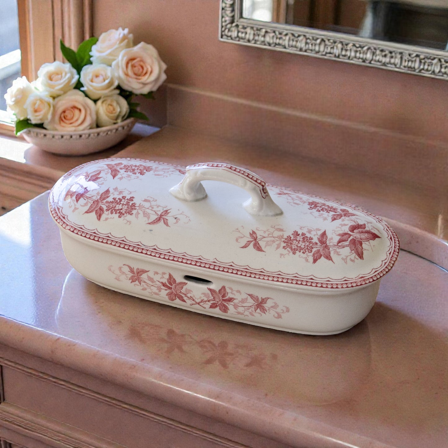 Porte-peigne XIXe en terre de fer de Maestricht, collection "Printemps"