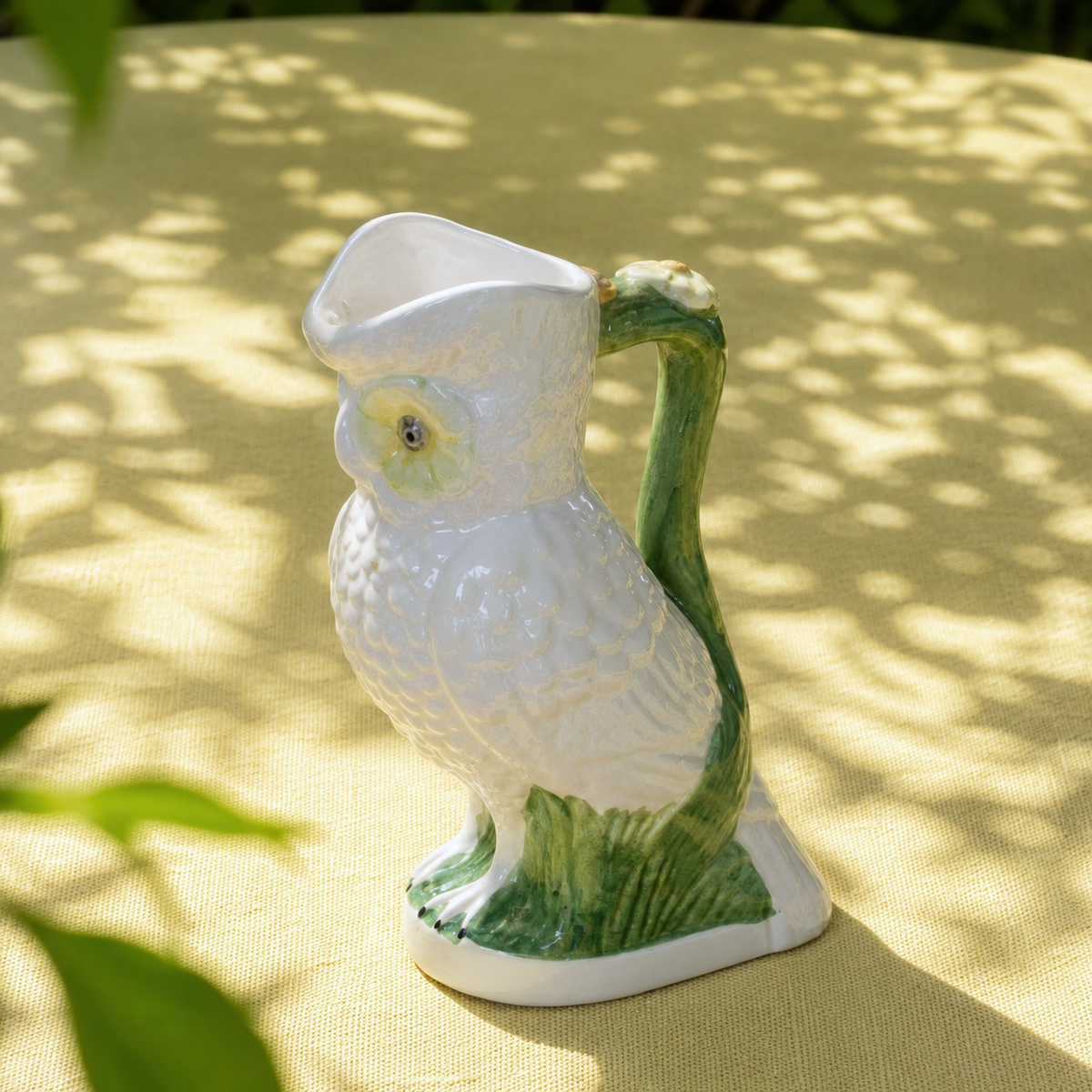 Grande carafe en barbotine hibou/chouette
