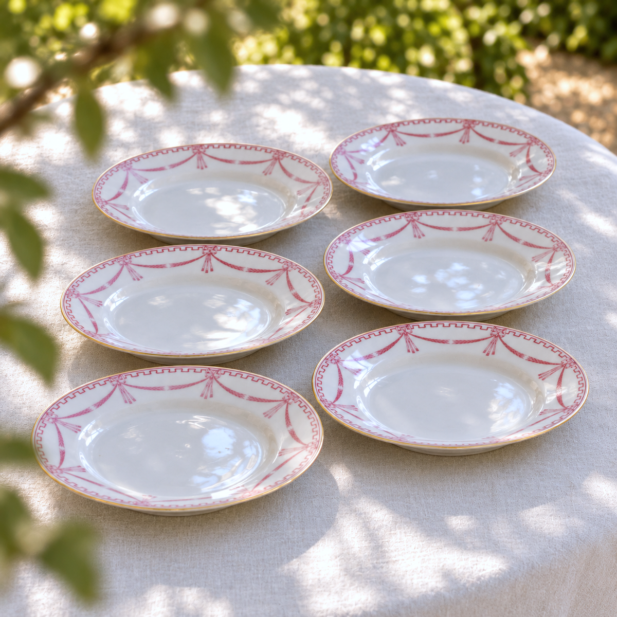 6 assiettes de 1890 en porcelaine Carl Tielsch