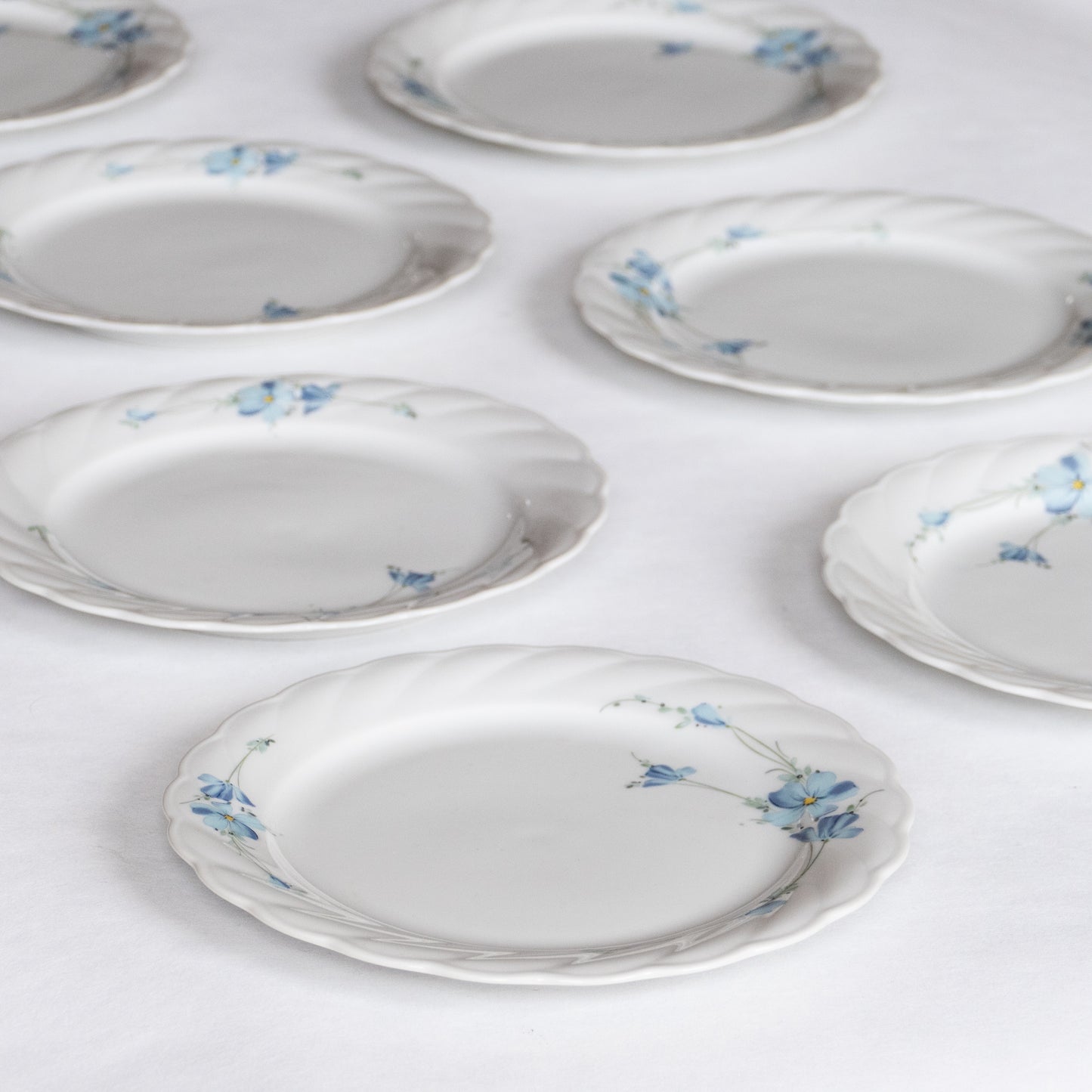 6 assiettes en porcelaine de Bavière Winterling