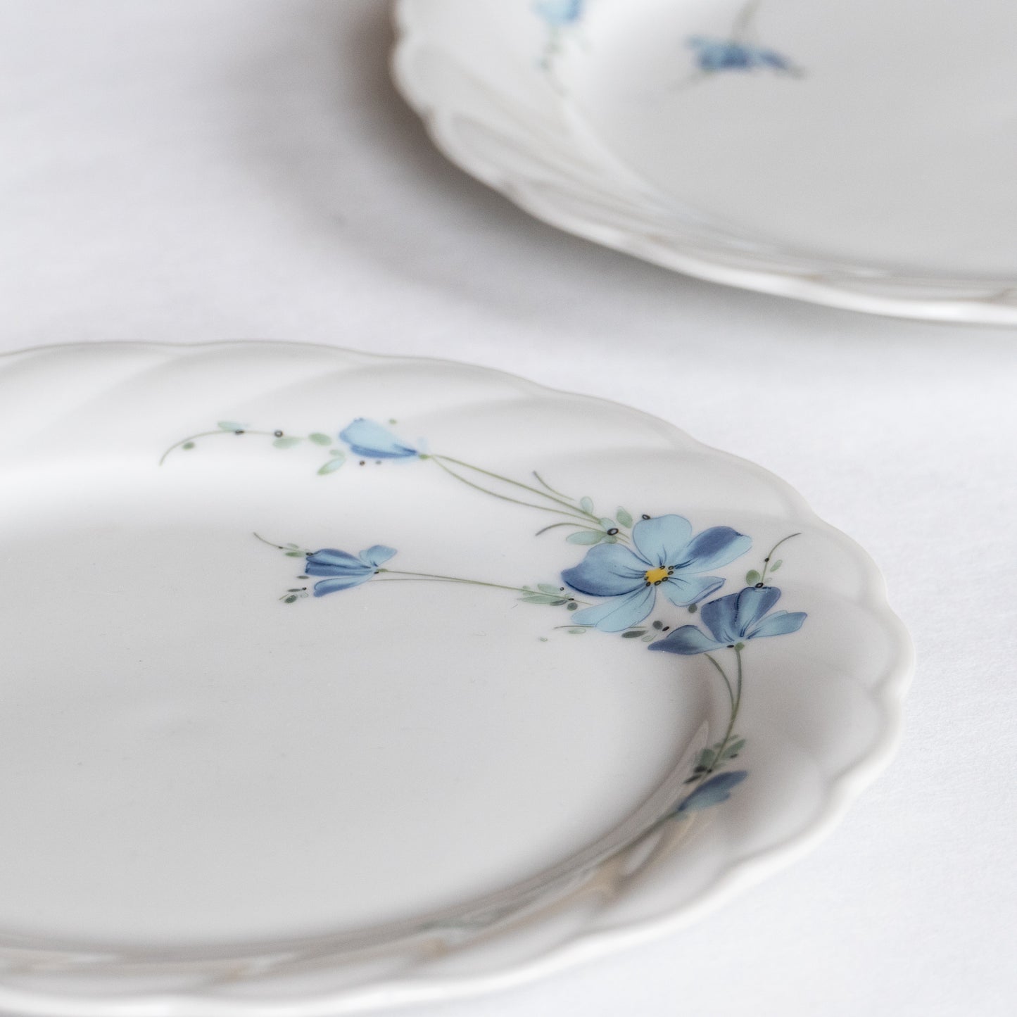 6 assiettes en porcelaine de Bavière Winterling