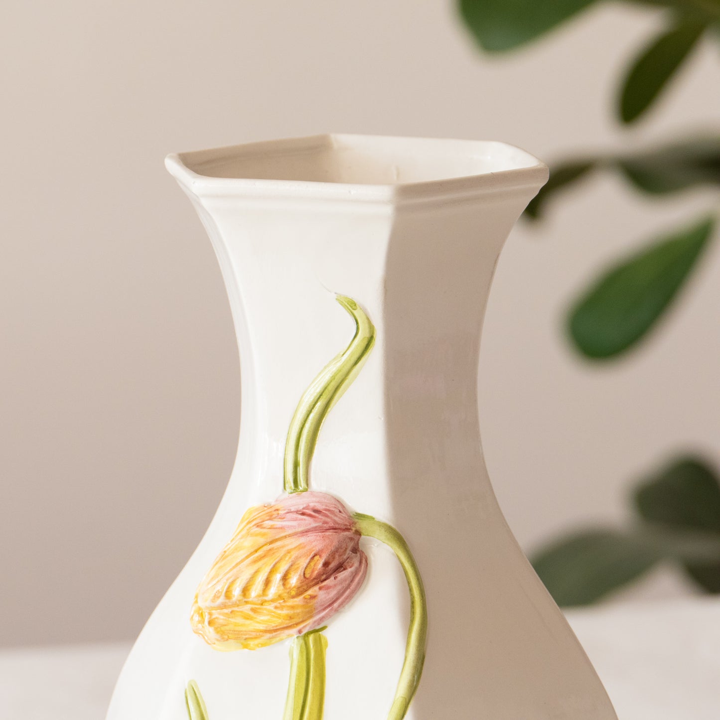 Vase Bassano relief tulipe