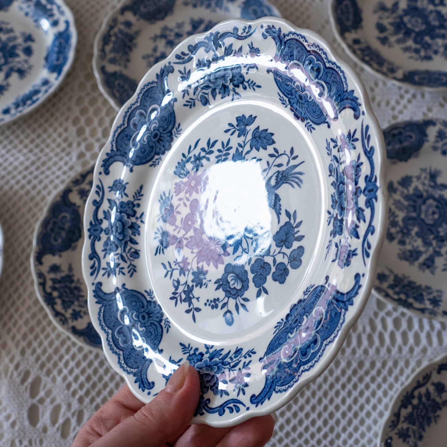 7 assiettes à dessert Staffordshire "Ridgway" bleu