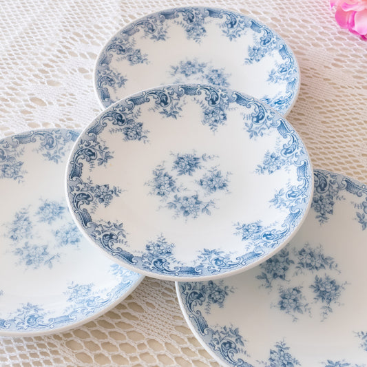 4 assiettes en opaline Rivanel