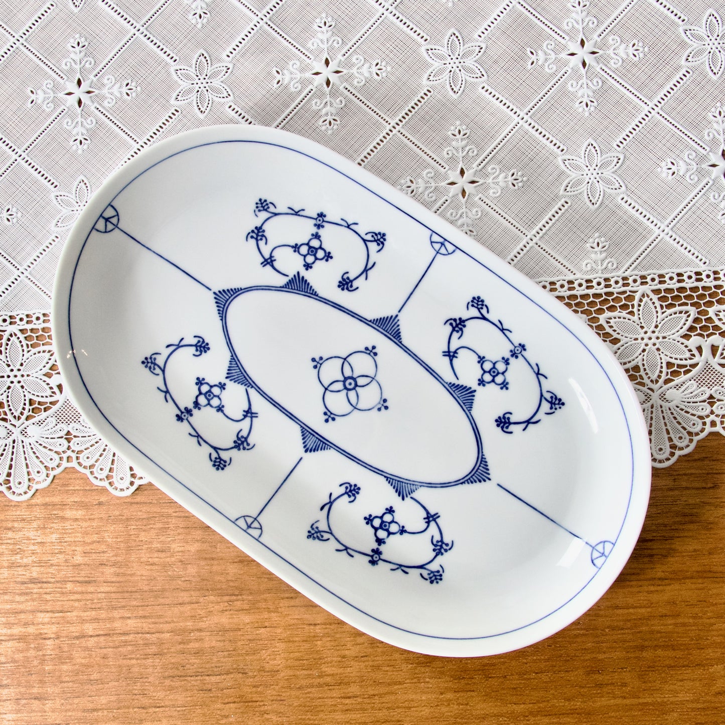 Plats ovales en porcelaine Khala Germany "Blau Saks"