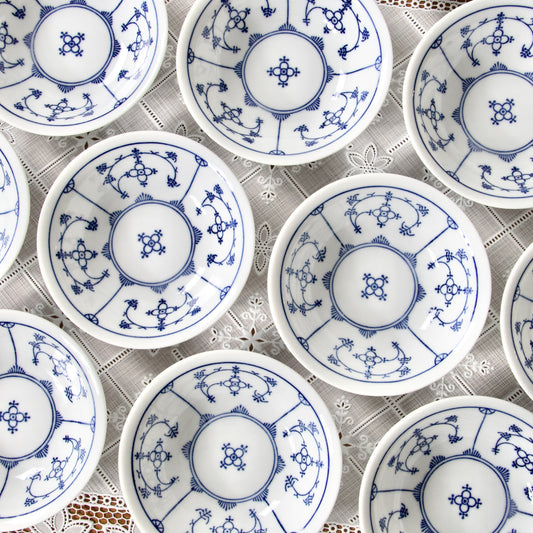 11 bols / coupelles en porcelaine Khala Germany "Blau Saks"