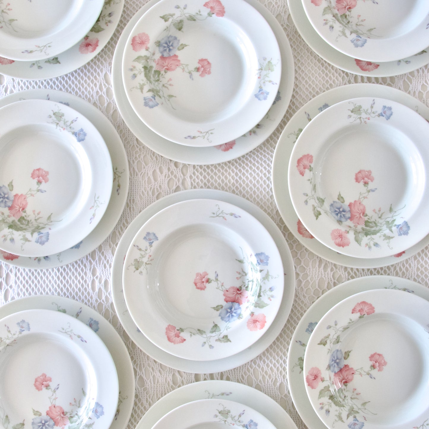 Service 18 pièces en porcelaine de Limoges - Jammet Seignolles