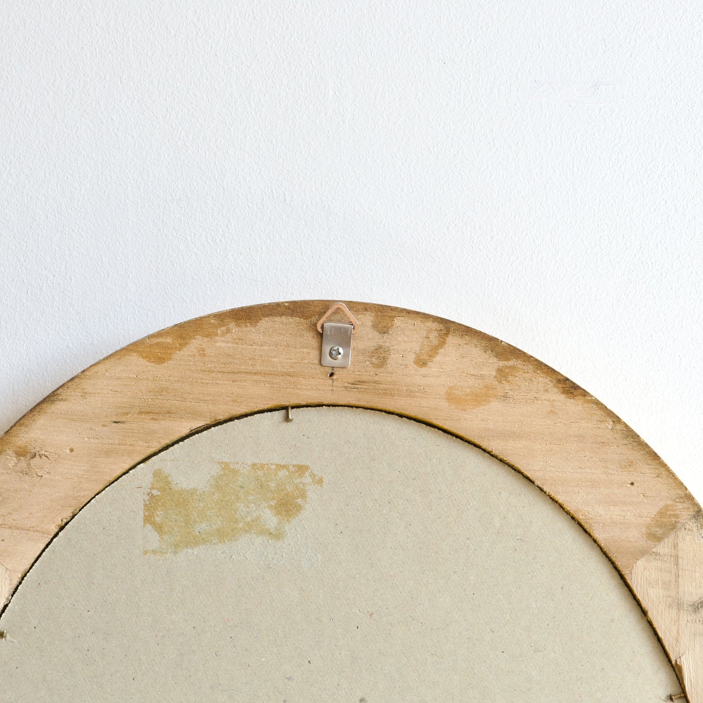 Miroir ovale vintage en bois doré