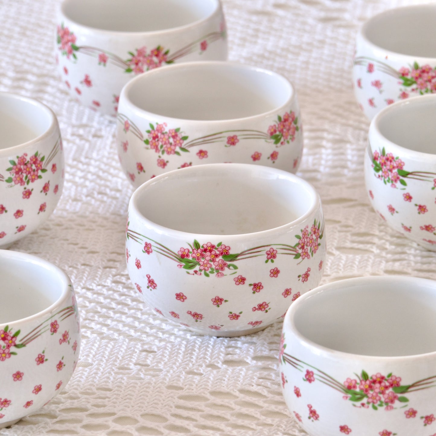 8 petites tasses à thé sakura