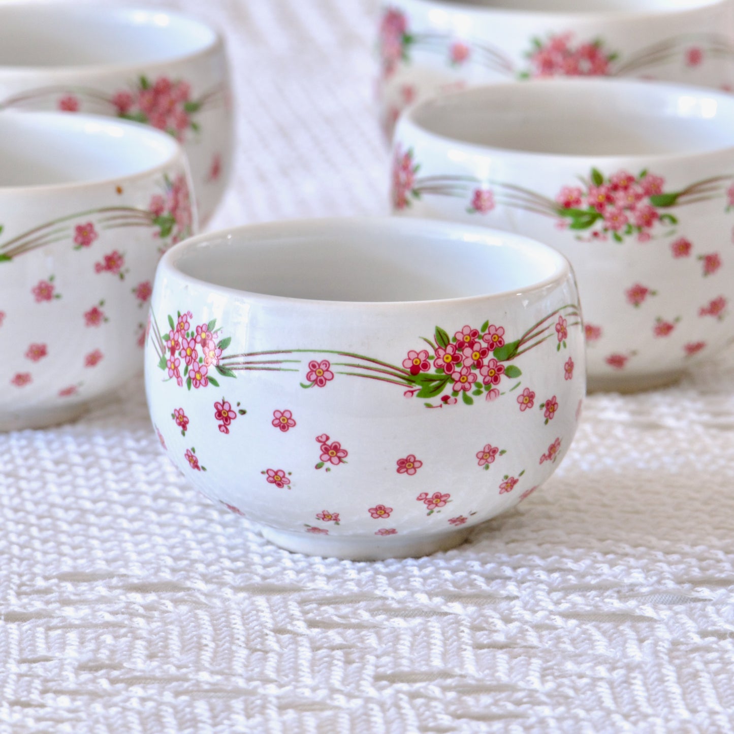 8 petites tasses à thé sakura