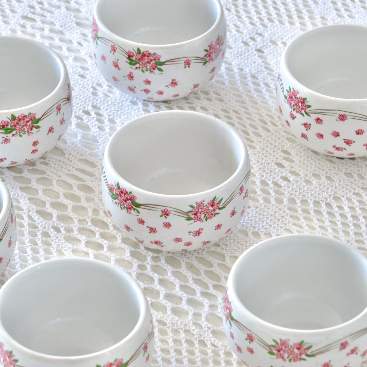 8 petites tasses à thé sakura