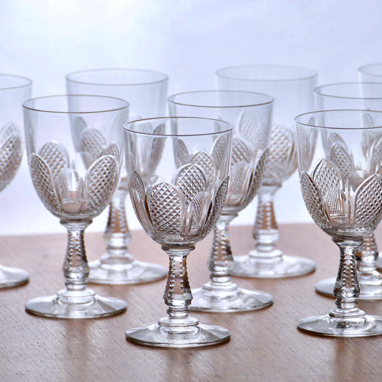 9 verres anciens en cristal soufflé bouche