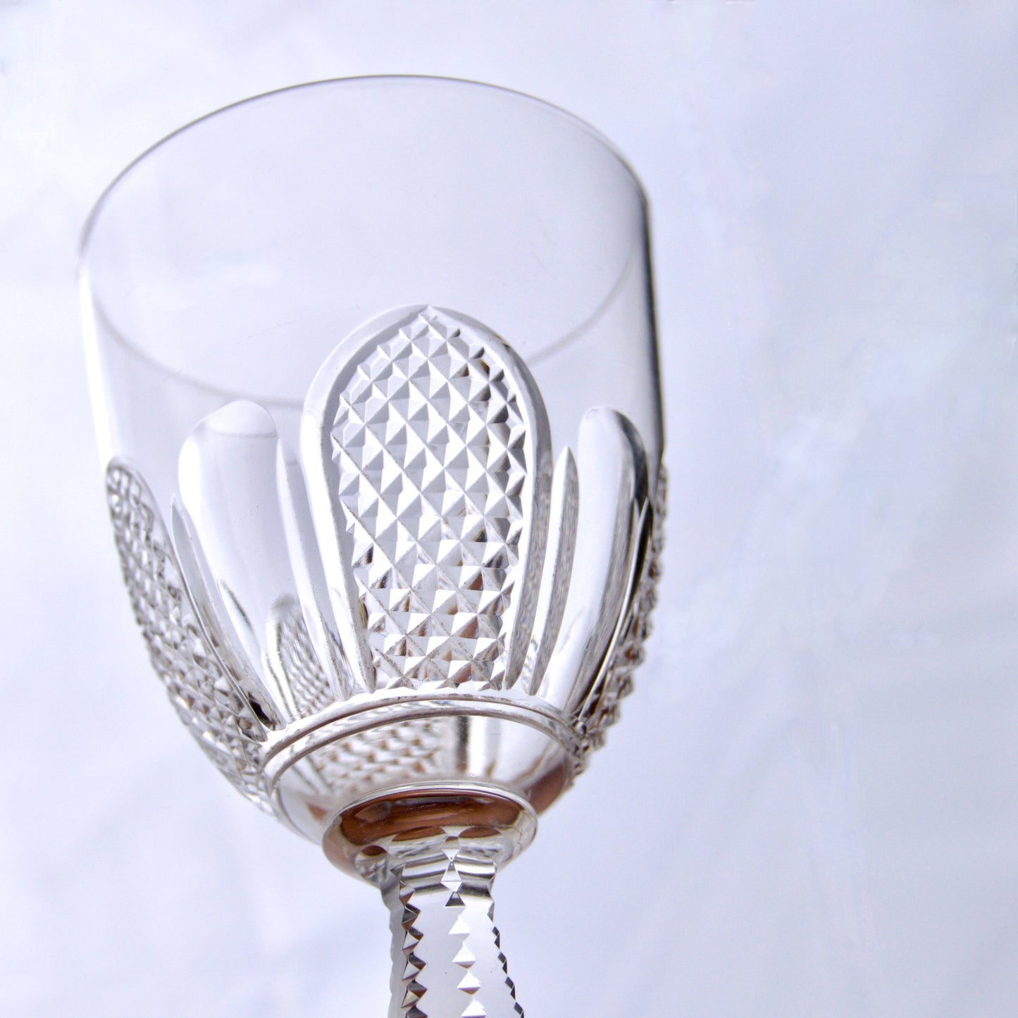 9 verres anciens en cristal soufflé bouche