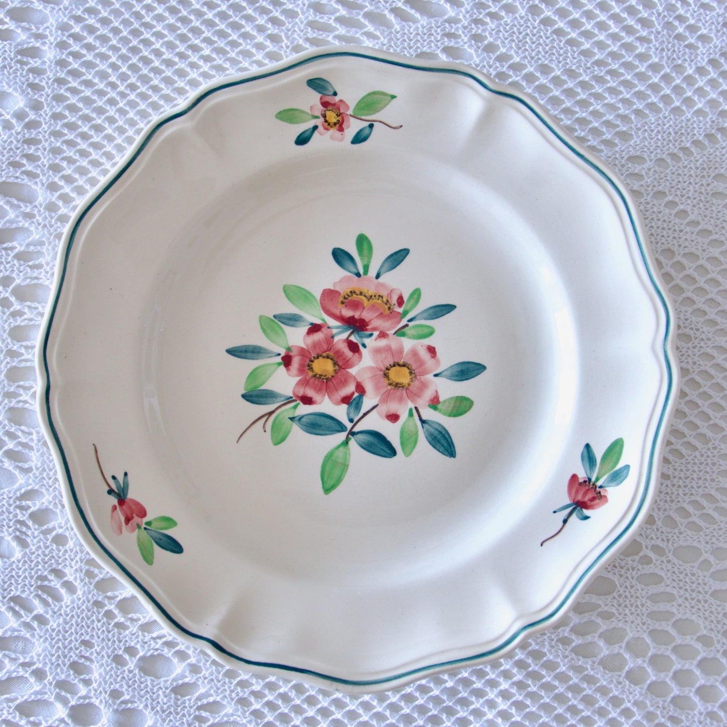 Assiette sur piédouche Sarreguemines "Amazonas"