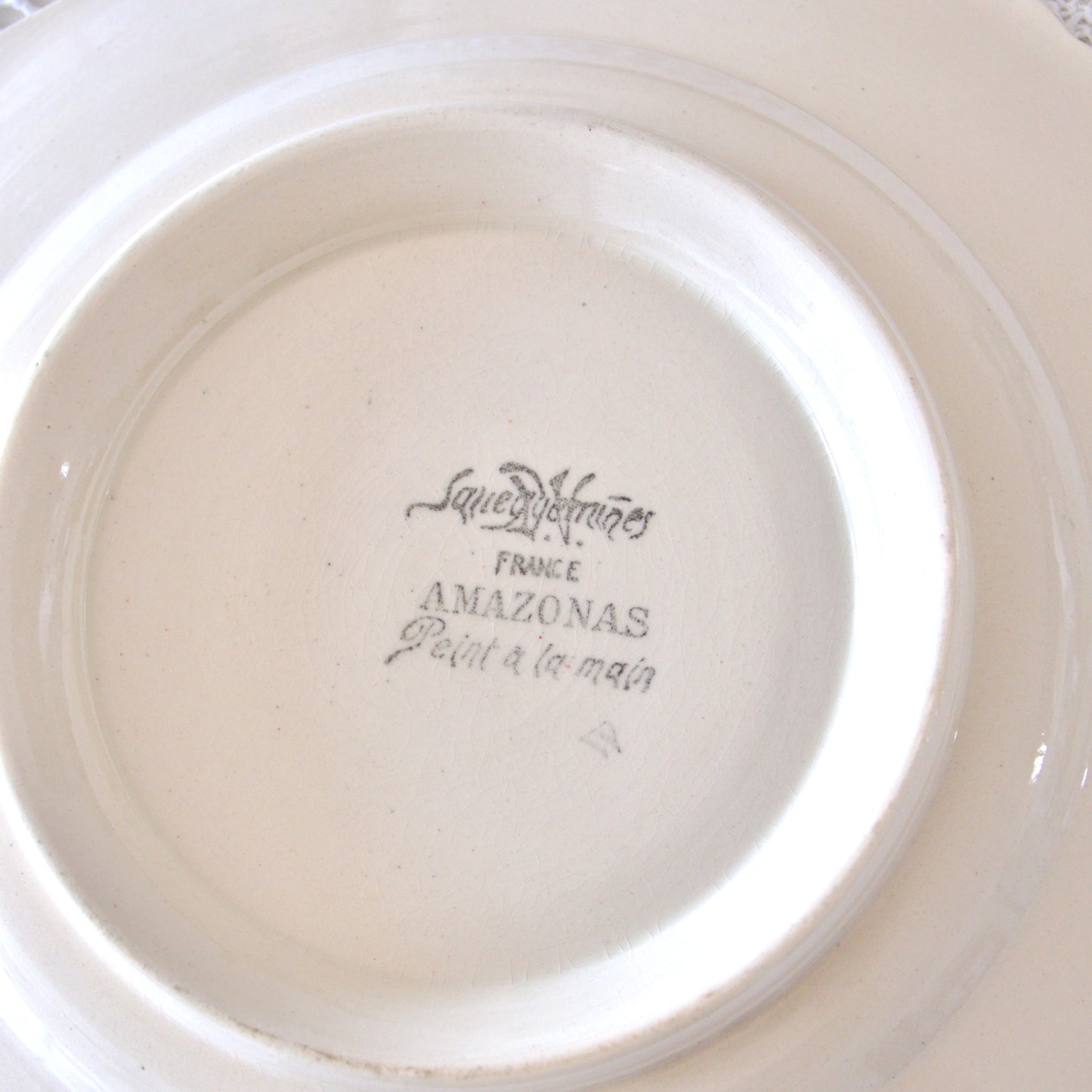 Assiette sur piédouche Sarreguemines "Amazonas"