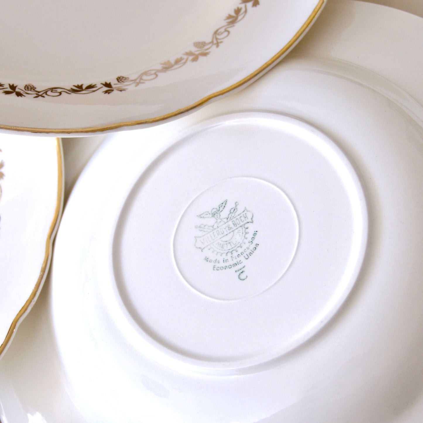 6 assiettes creuses Villeroy & Boch guirlande dorée