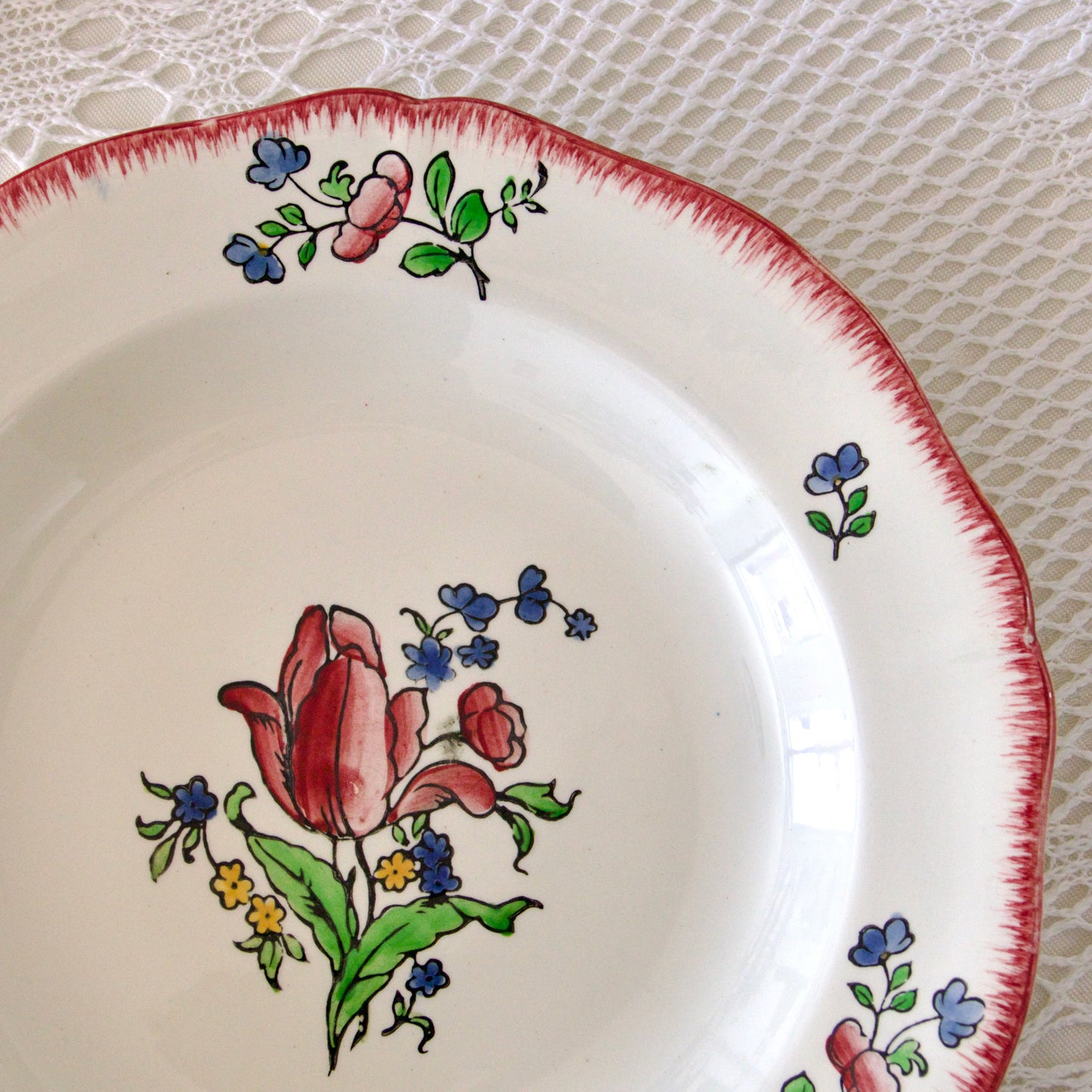 6 assiettes creuses XIXe Gien "Lorraine"