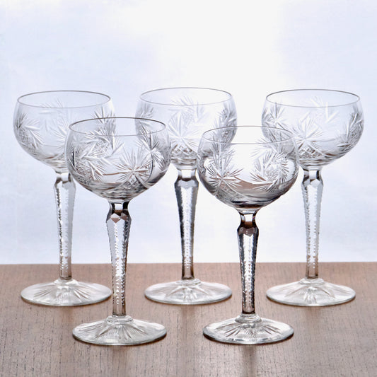 Set de 5 verres à vin anciens en cristal Val Saint Lambert